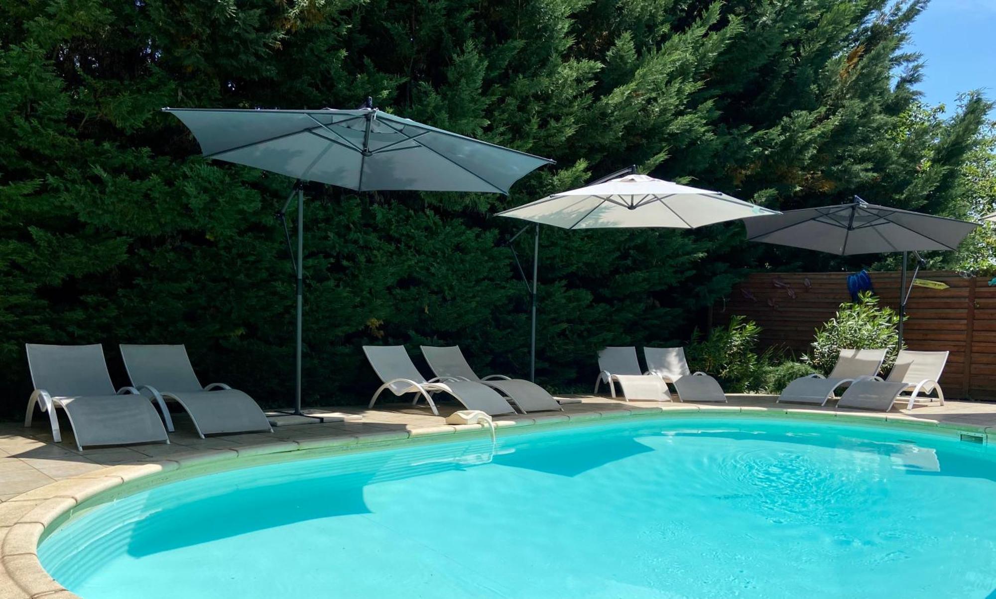 Le Cocon Boheme - Maison Climatisee Au Coeur De Sarlat - Parking - Piscine Chauffee - Spa Et Massages Buitenkant foto