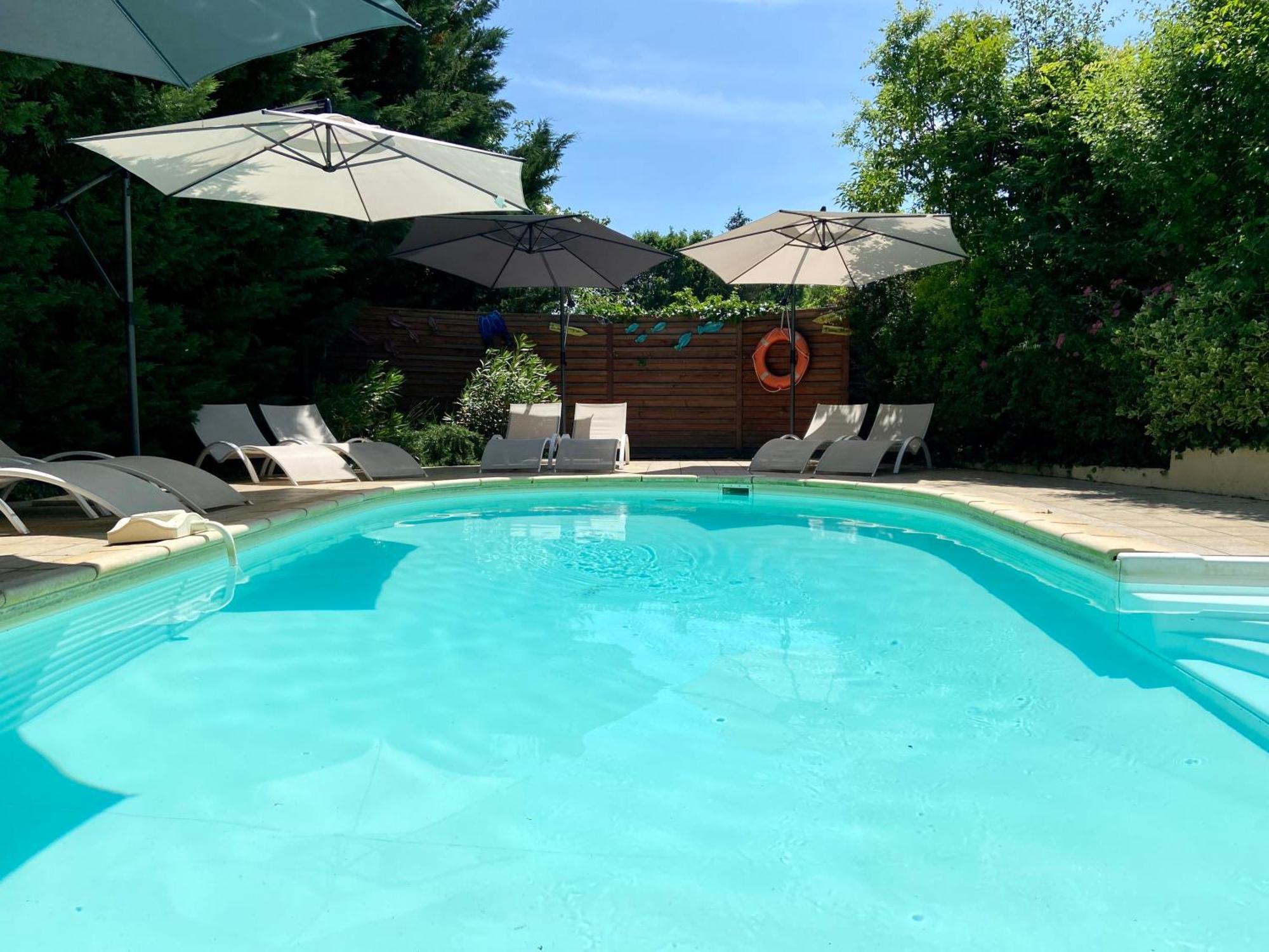 Le Cocon Boheme - Maison Climatisee Au Coeur De Sarlat - Parking - Piscine Chauffee - Spa Et Massages Buitenkant foto